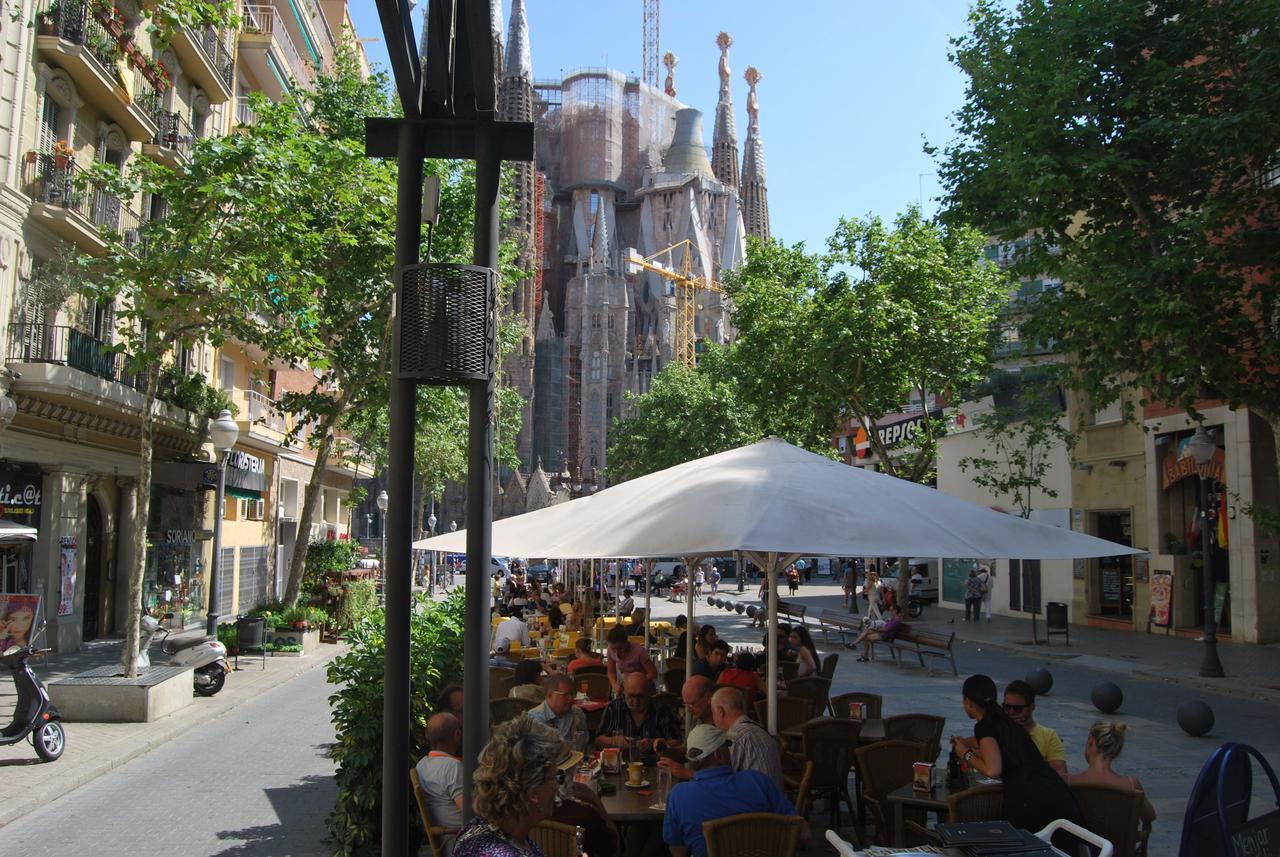 Gaudi Apartments Barcelona Eksteriør billede