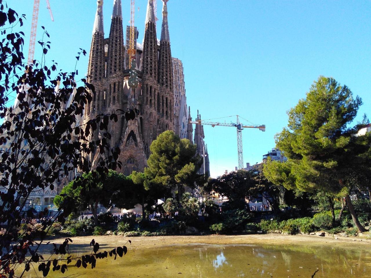 Gaudi Apartments Barcelona Eksteriør billede